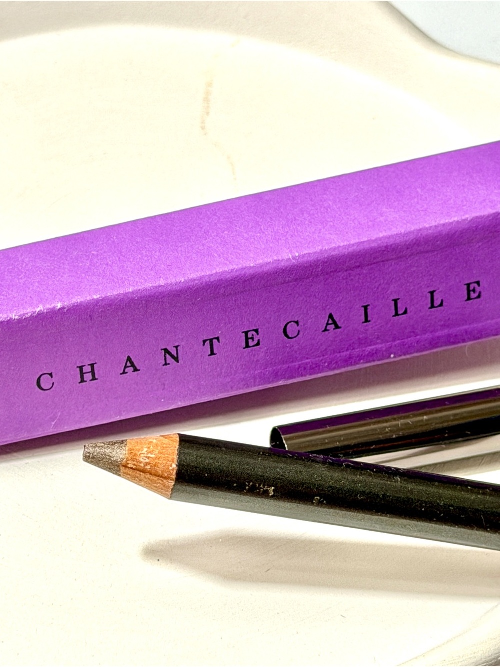 Chantecaille Gel Liner Pencil • Geode
• dual-end eyeliner • Discontinued • New